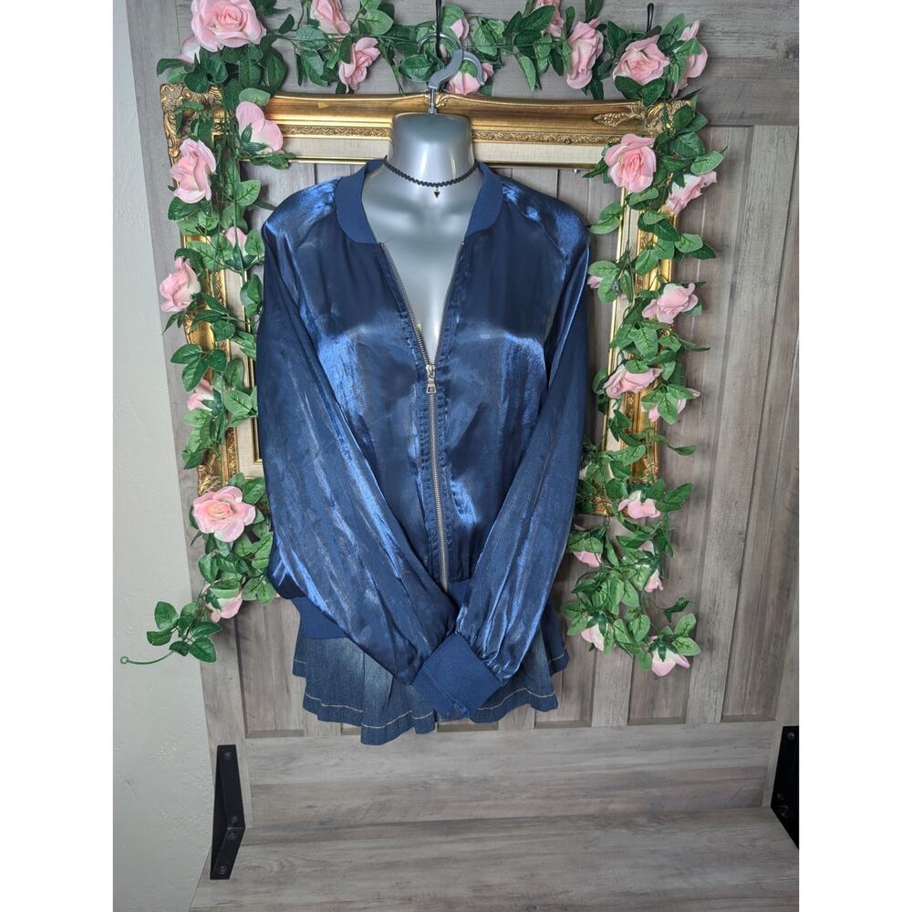 Green and Serene Boutique Women's Blue Bomber Jacket Full Zip Lightweight Size M